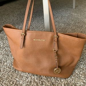 Michael Kors Jet Set travel tote Medium